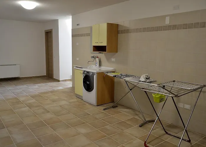 ريزيدينس كا فاربريس * Romano D'Ezzelino